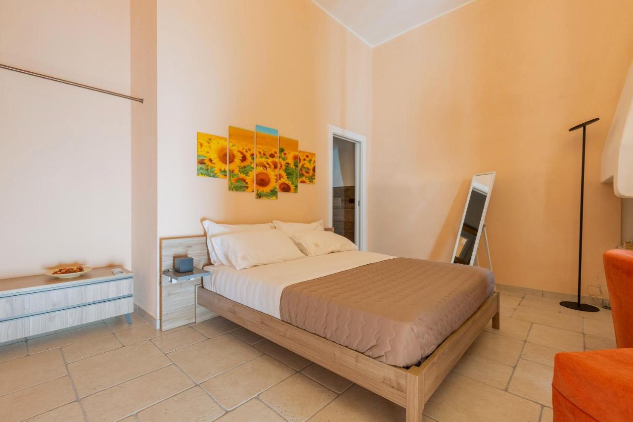 Terrae Rooms Rental Mesagne Exterior photo