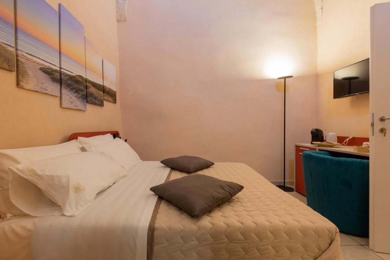 Terrae Rooms Rental Mesagne Exterior photo