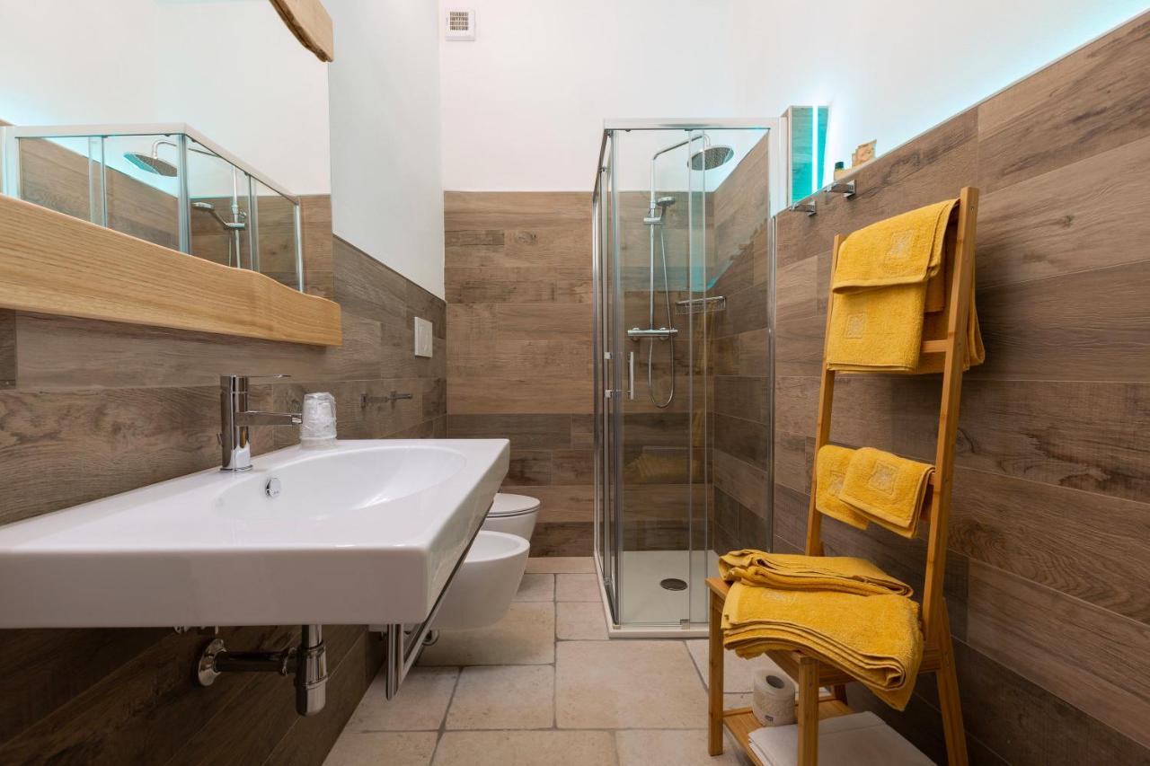 Terrae Rooms Rental Mesagne Exterior photo